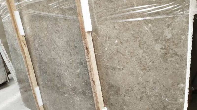 石材翻新工艺是保证翻新效果的关键。以下是一些常见的石材翻新工艺：